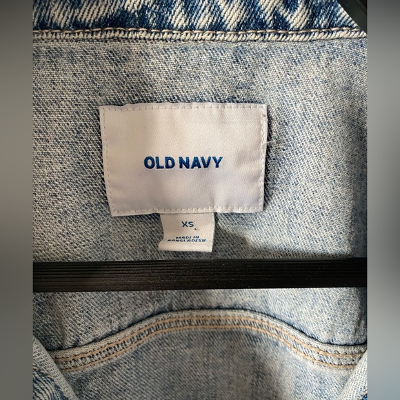 Old Navy Jean Jacket - Women’s - Picture 4 of 6